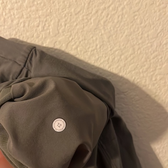 Lululemon dynamic days pants - Picture 4 of 6